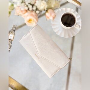 Matt & Nat: Raye Vegan Wallet featured in the Spring 2026 Jilly Box
